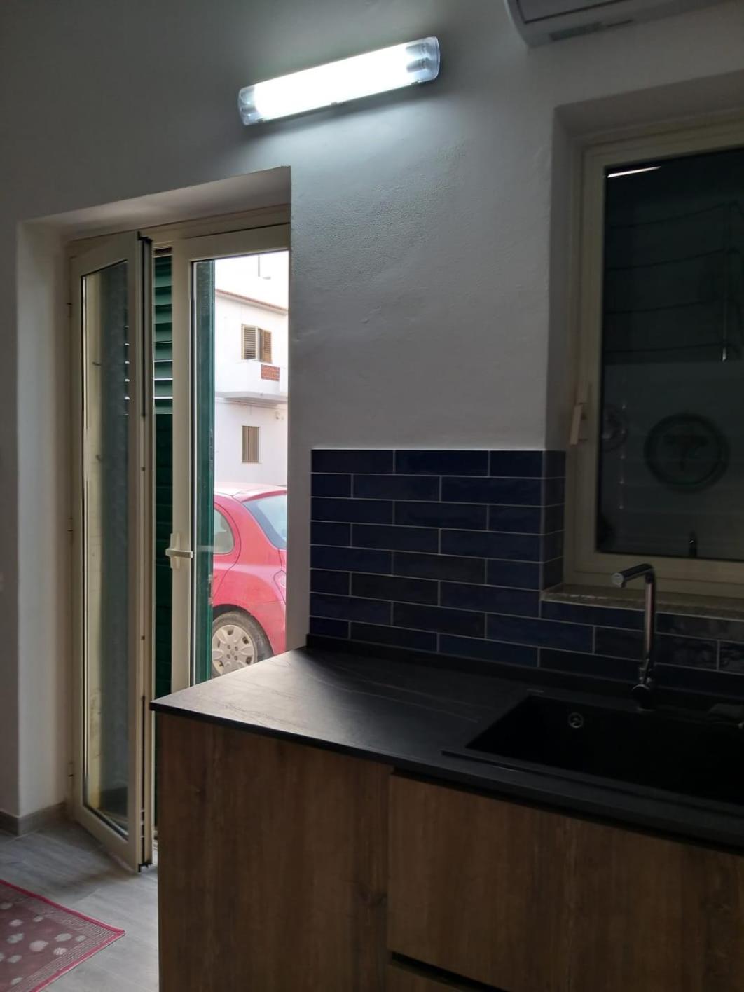 Appartamento Sanvisente 兰佩杜萨 外观 照片